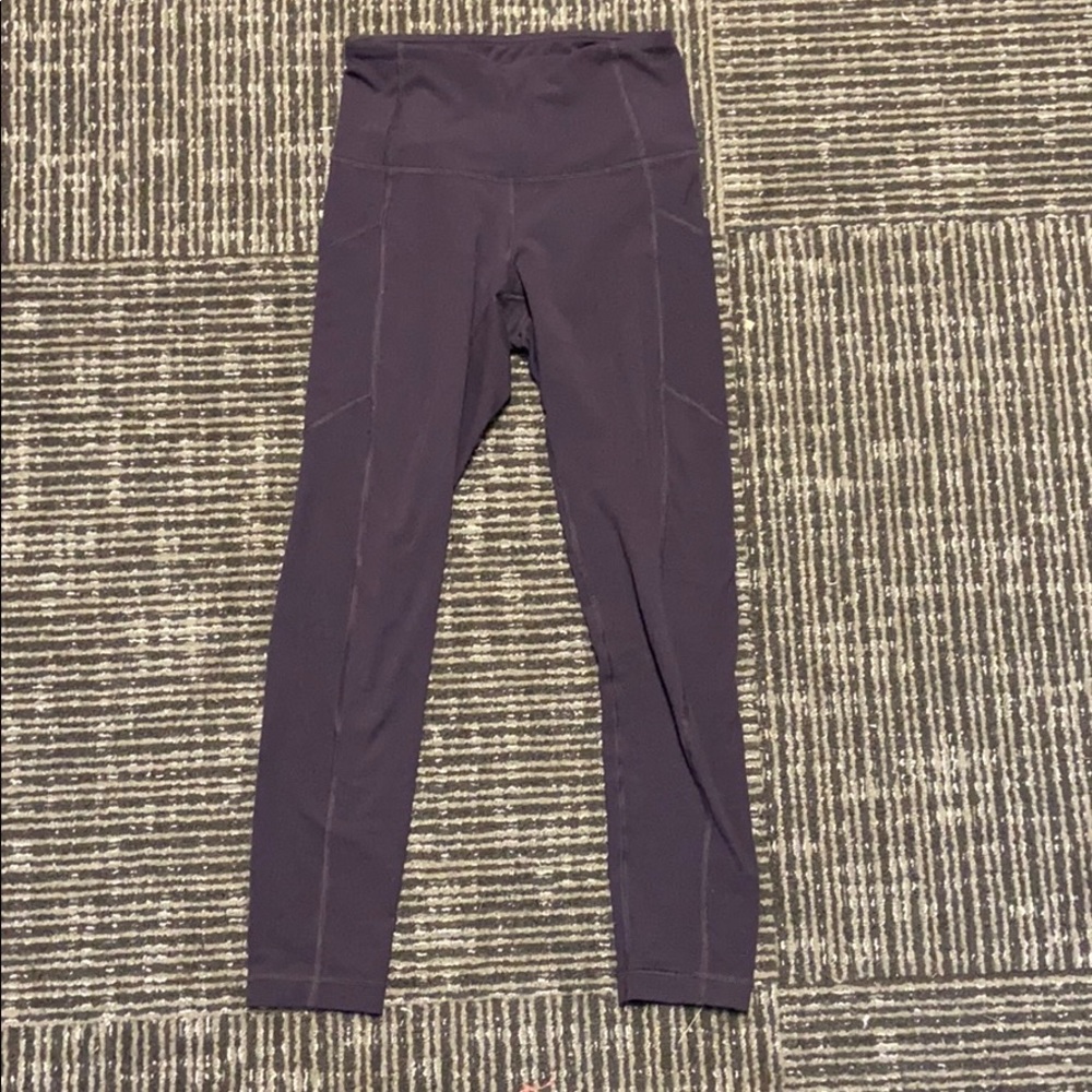 Cropped yoga leggings